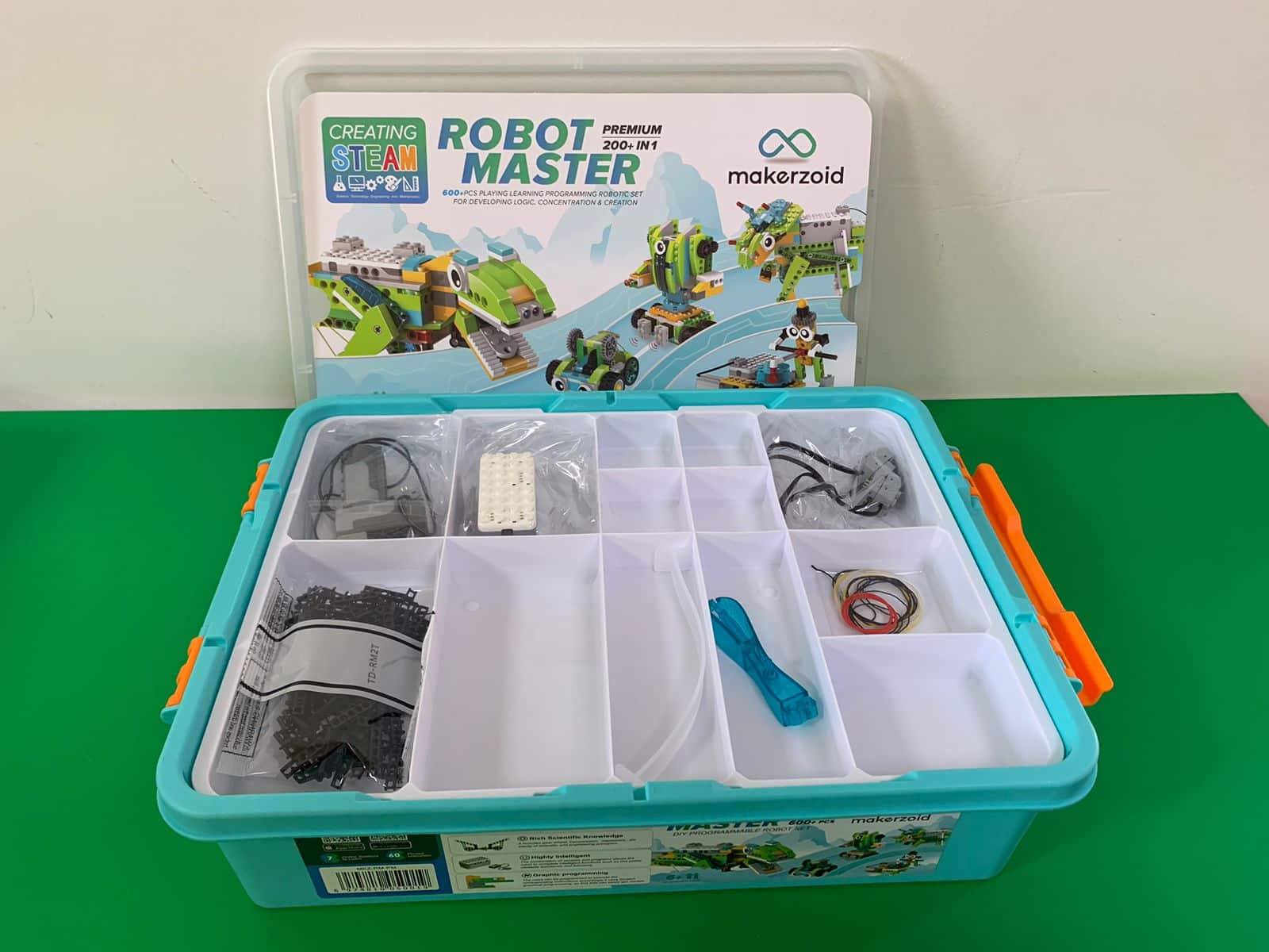 Robot Master - Imagen 3